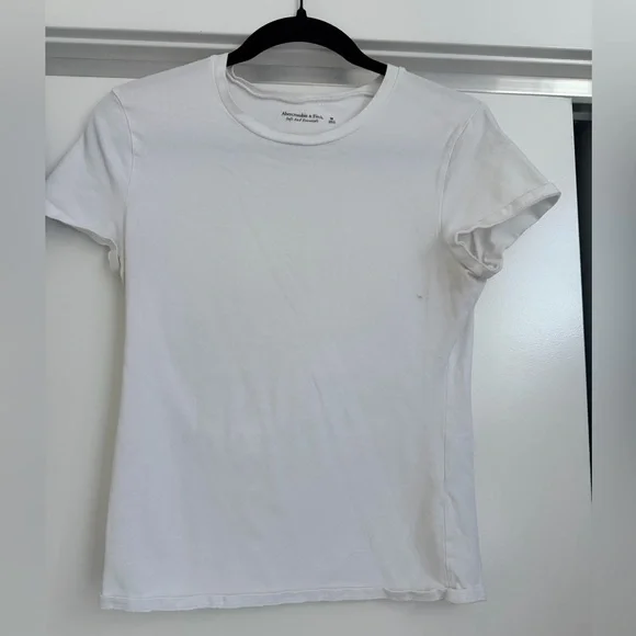 Abercrombie & Fitch White Short-Sleeve Baby Tee - Picture 2 of 5